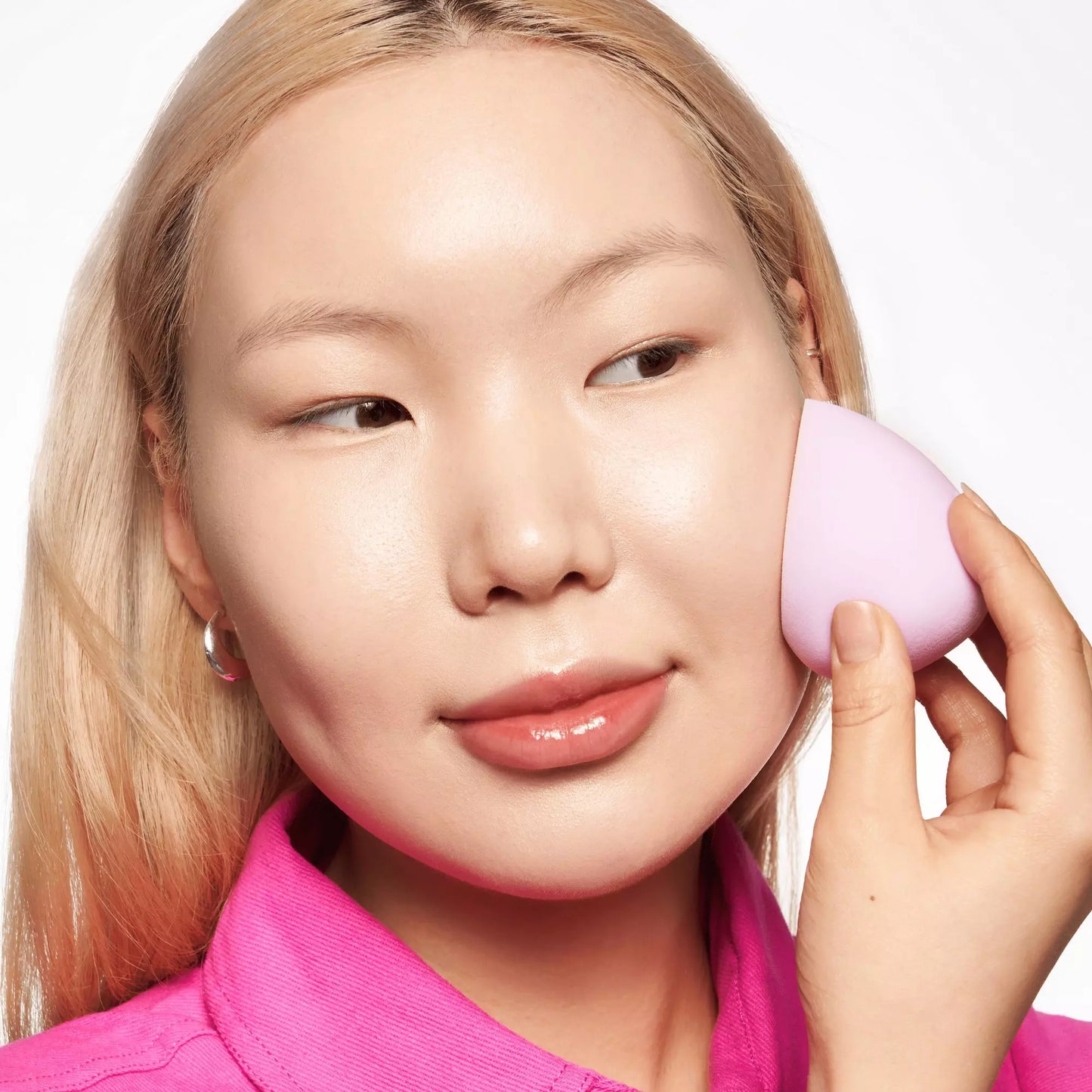 essence make up & baking sponge 01