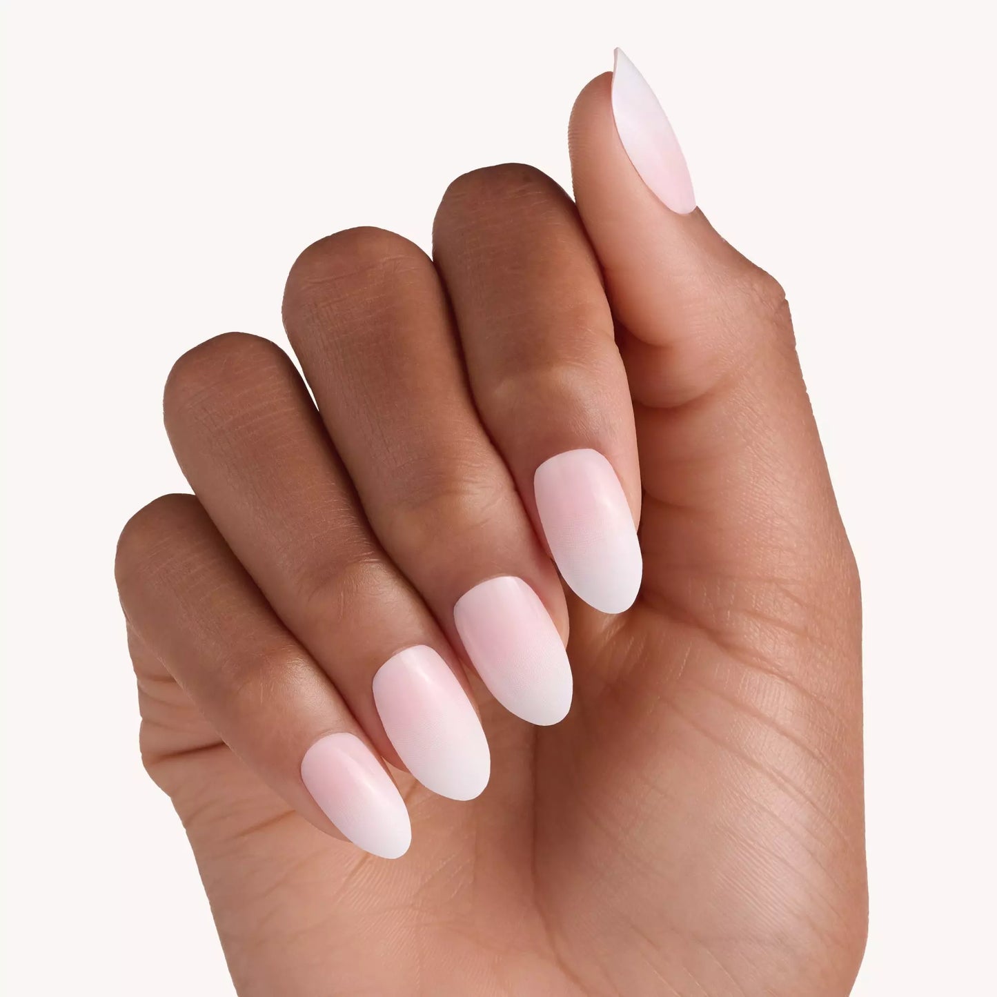 essence french MANICURE click-on nails 02