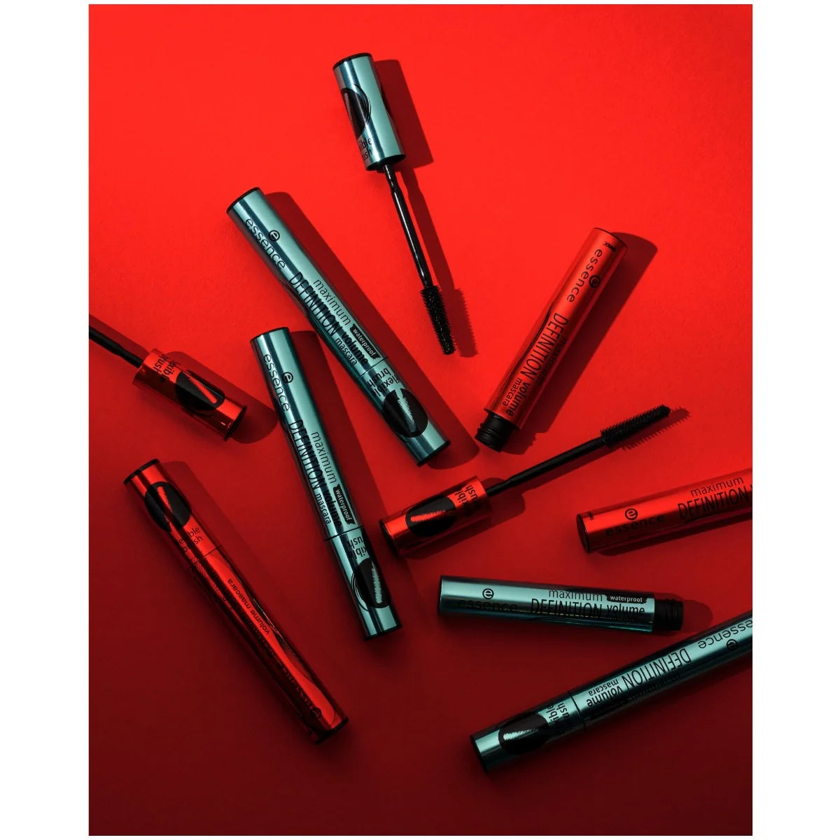 essence maximum DEFINITION mascara 01