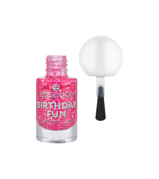 essence BIRTHDAY FUN mini nail polish 05