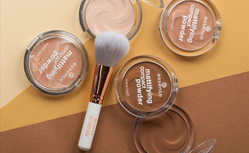 essence mattifying compact powder 02