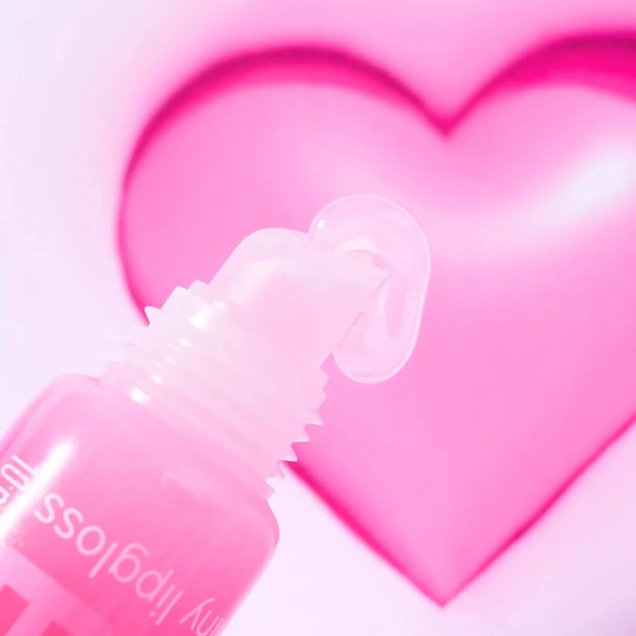 Luciu de buze duo stralucitor & balsam KISS BOMB Strawberry Sweetie! 01– Essence