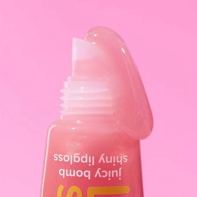 essence - SAY IT WITH JUICY juicy bomb shiny lipgloss 05 LITTLE SUNSHINE - Awesome Apple, 10 ml