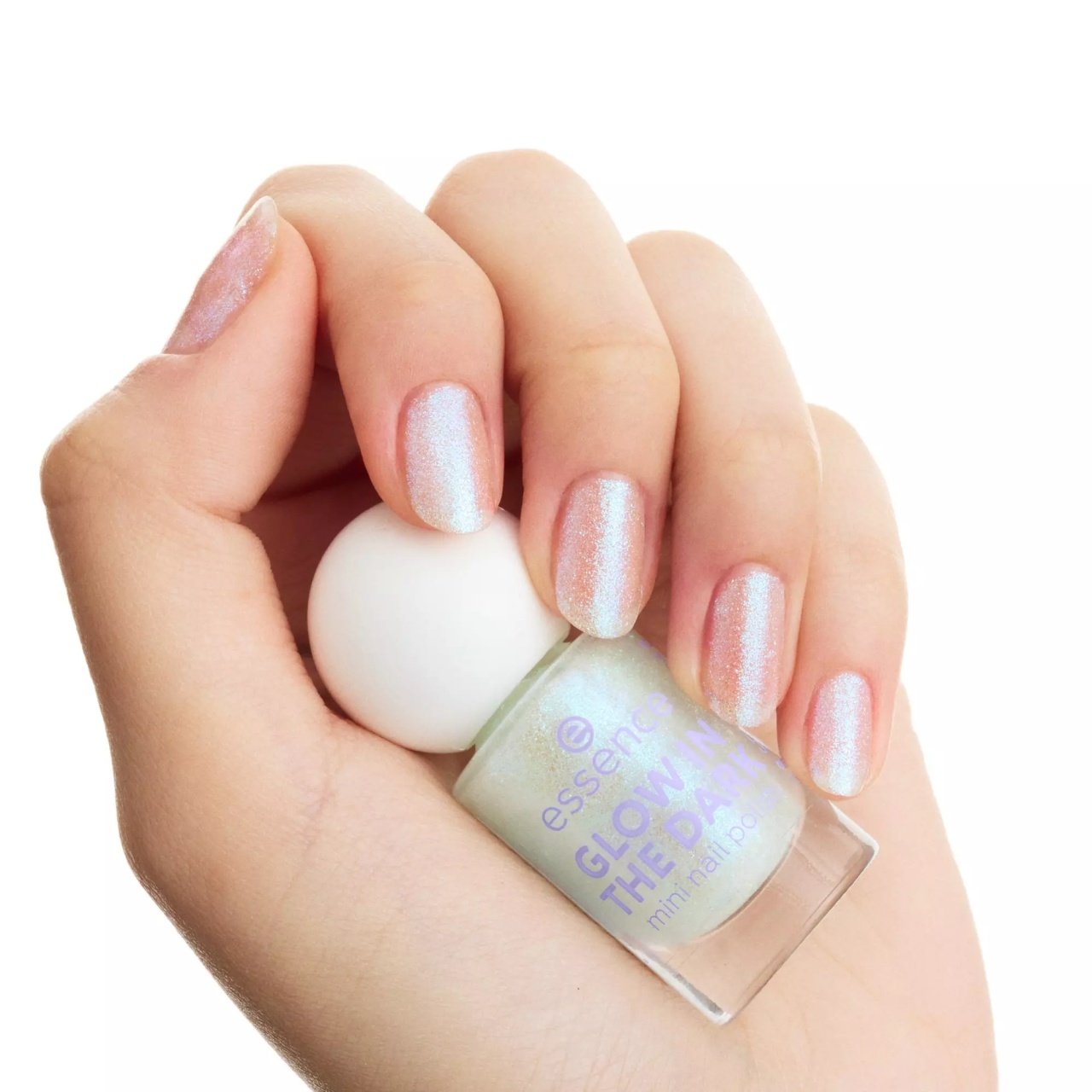 essence GLOW IN THE DARK mini nail polish 01