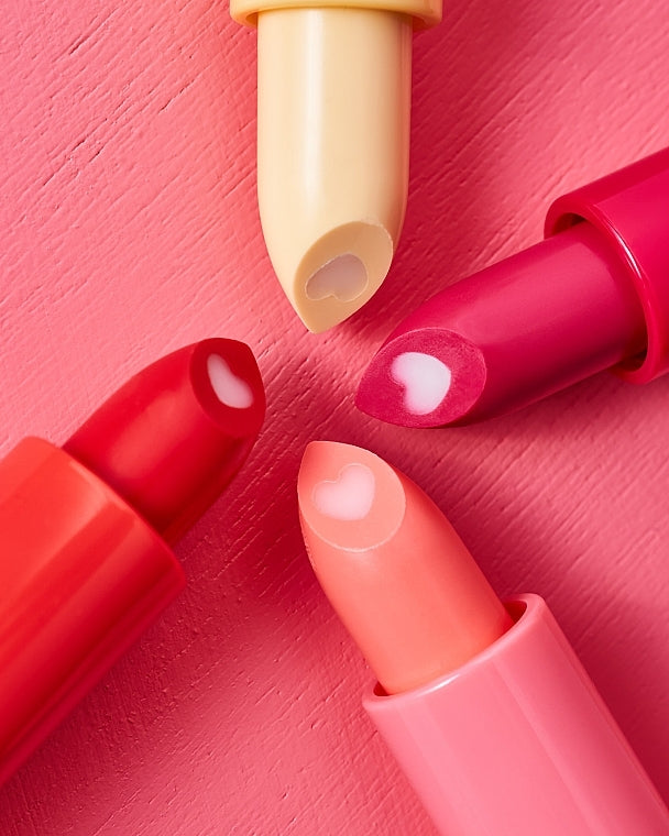 essence HEART CORE fruity lip balm 01, 3g