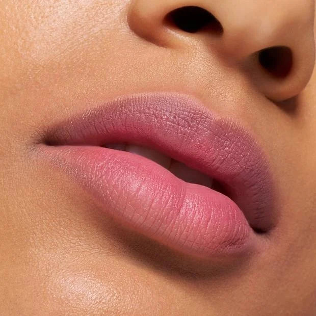 essence - Ruj lichid BLUR soufflé matte lip cream